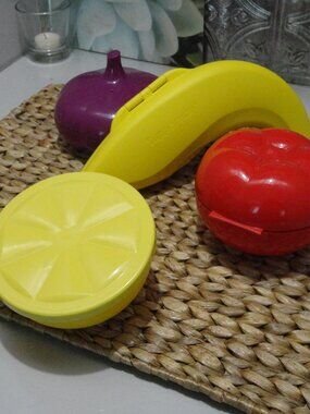 Tupperware Fruit and Veggie Keepers